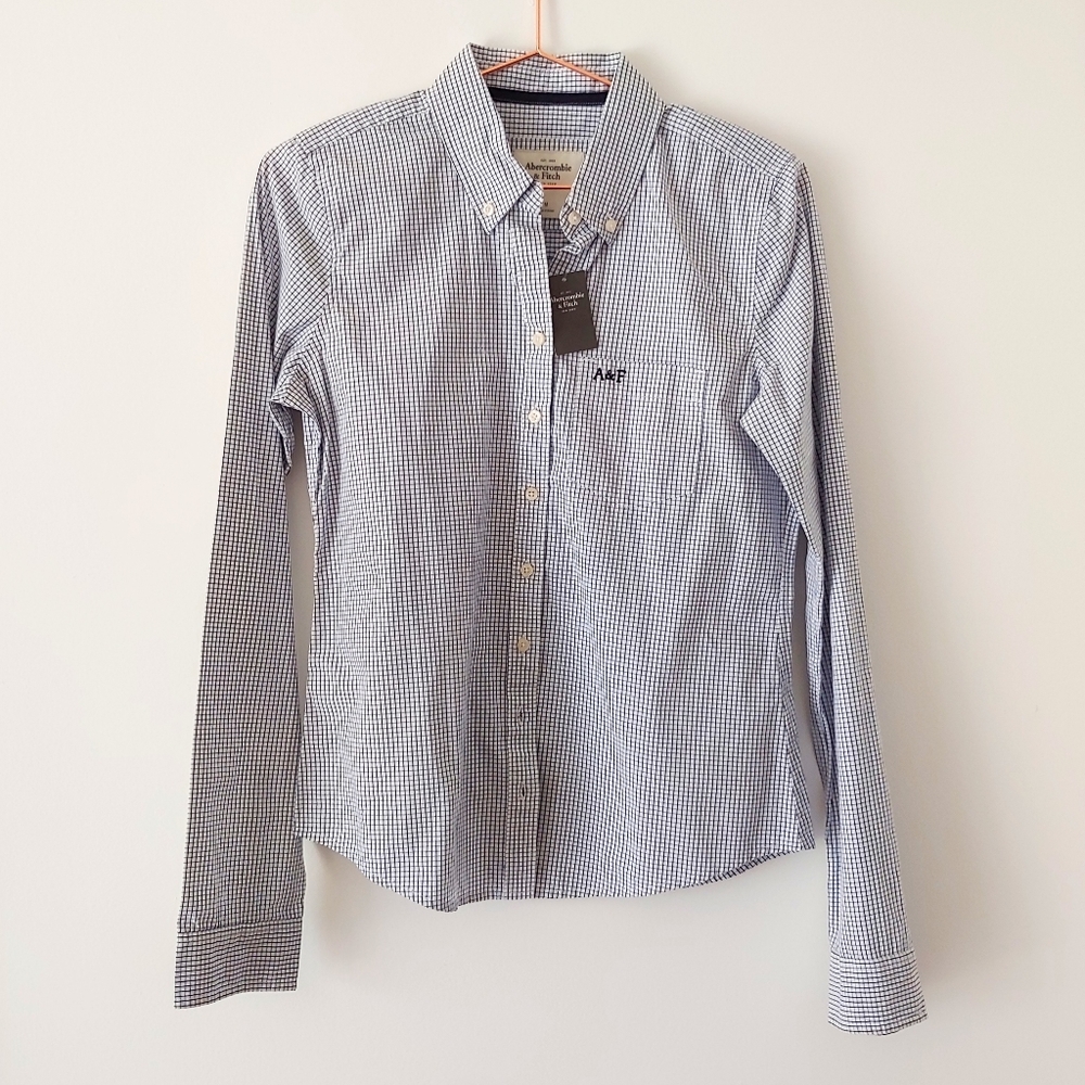 NEW A&F navy and white striped button up shirt size M